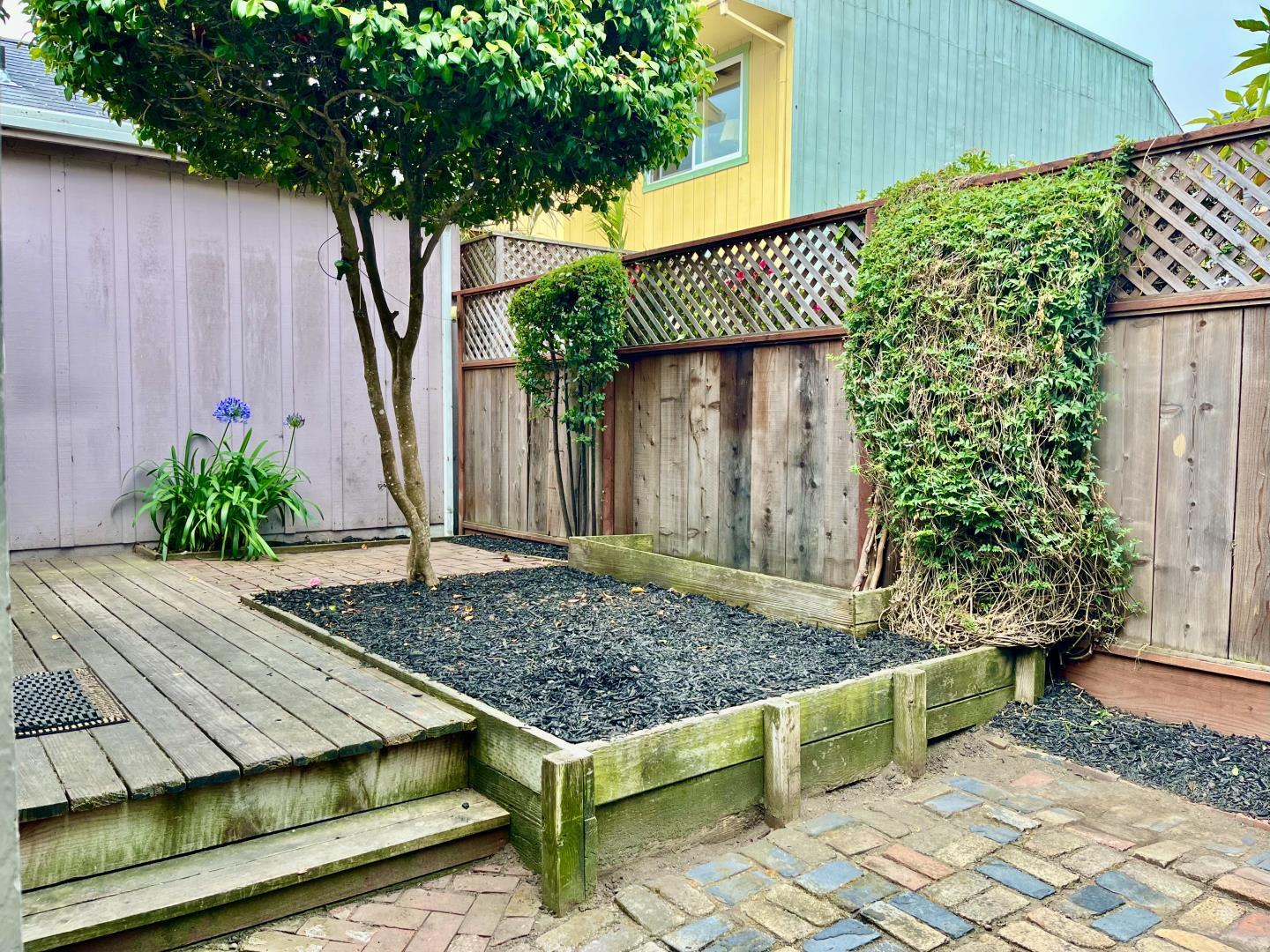 Detail Gallery Image 15 of 21 For 219 San Jose Ave, Capitola,  CA 95010 - – Beds | – Baths