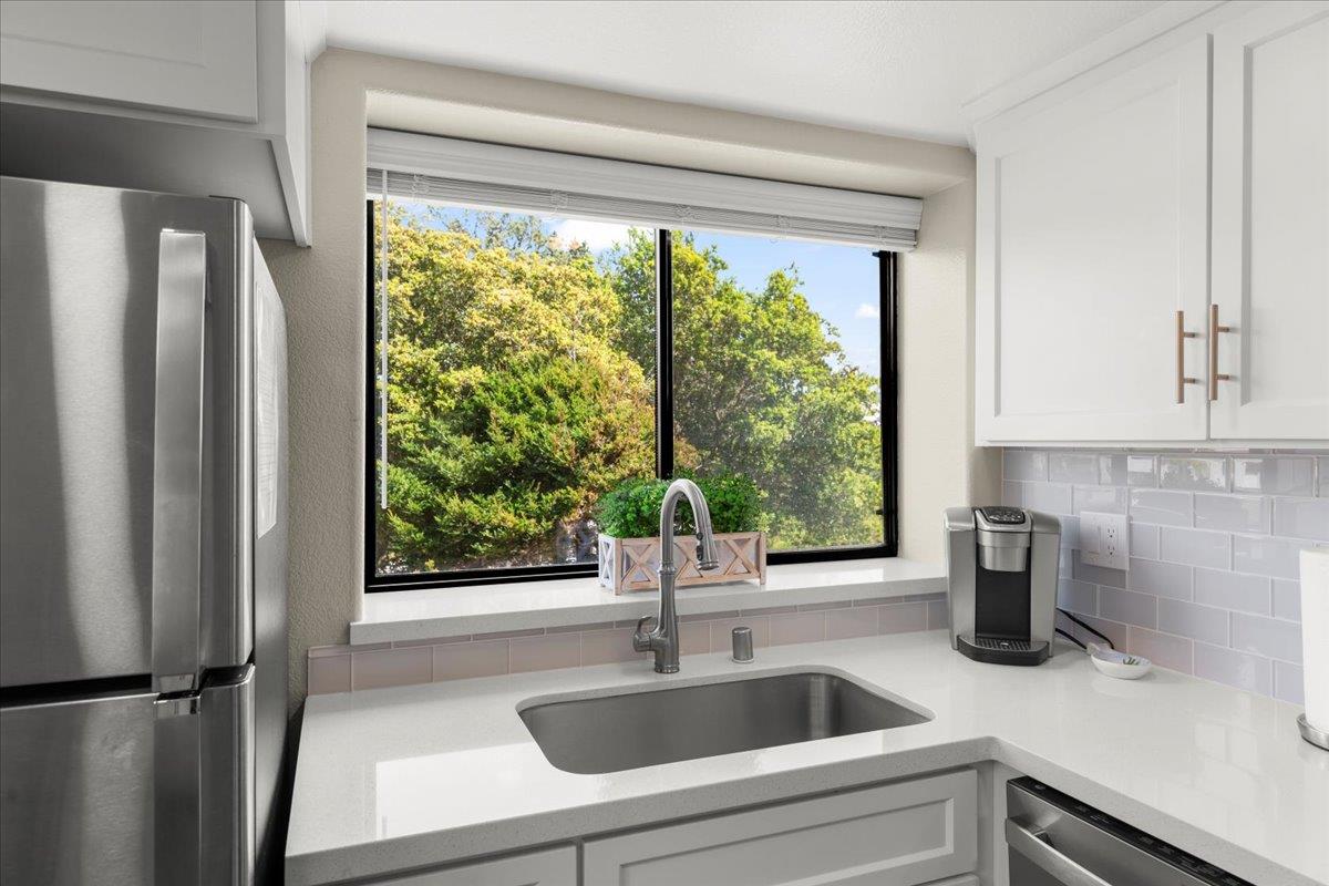 Detail Gallery Image 13 of 51 For 29 Seascape Resort Dr, Aptos,  CA 95003 - 2 Beds | 2/1 Baths