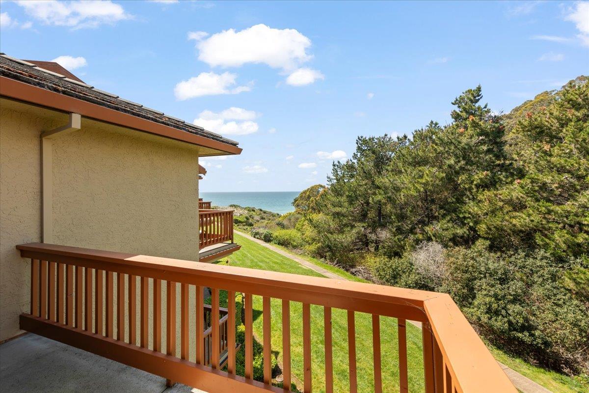 Detail Gallery Image 30 of 51 For 29 Seascape Resort Dr, Aptos,  CA 95003 - 2 Beds | 2/1 Baths