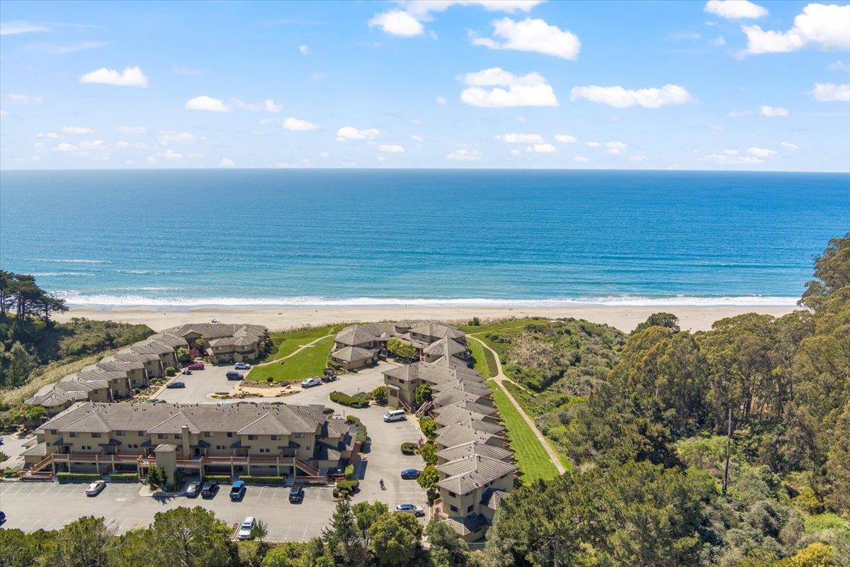 Detail Gallery Image 36 of 51 For 29 Seascape Resort Dr, Aptos,  CA 95003 - 2 Beds | 2/1 Baths