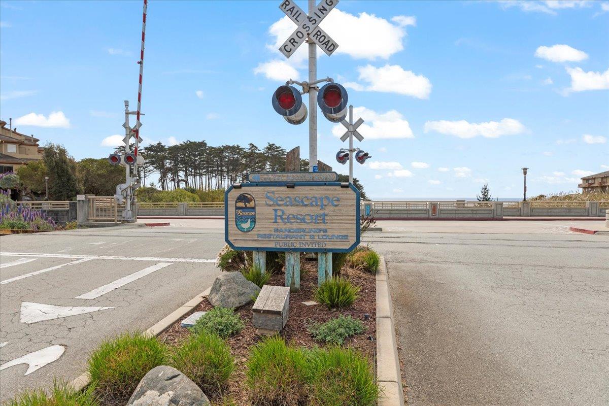 Detail Gallery Image 42 of 51 For 29 Seascape Resort Dr, Aptos,  CA 95003 - 2 Beds | 2/1 Baths