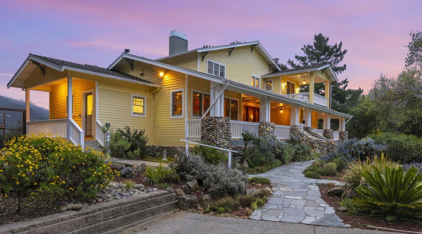 Detail Gallery Image 1 of 83 For 18101 Idylwild Rd, Los Gatos,  CA 95033 - 4 Beds | 2/1 Baths
