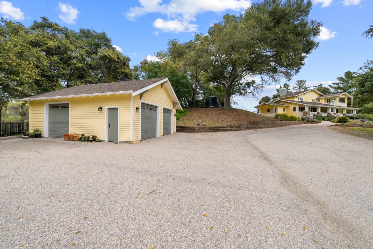 Detail Gallery Image 11 of 83 For 18101 Idylwild Rd, Los Gatos,  CA 95033 - 4 Beds | 2/1 Baths
