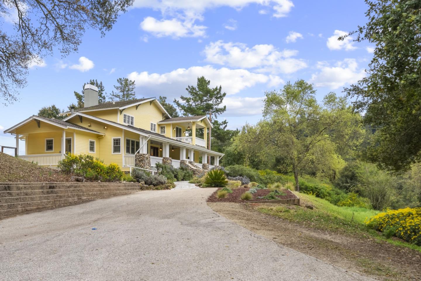 Detail Gallery Image 13 of 83 For 18101 Idylwild Rd, Los Gatos,  CA 95033 - 4 Beds | 2/1 Baths