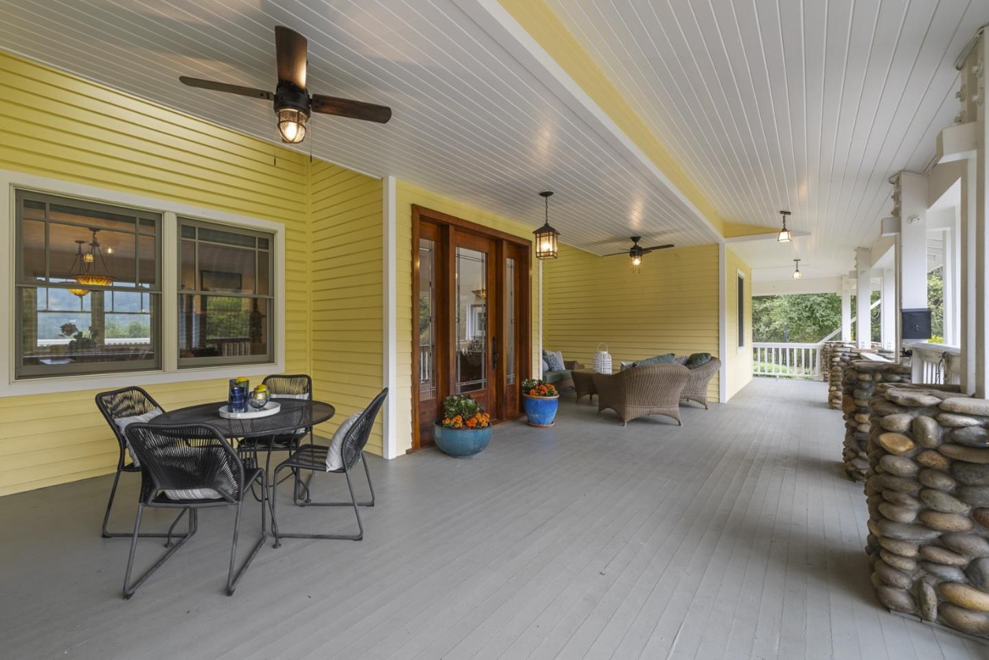Detail Gallery Image 17 of 83 For 18101 Idylwild Rd, Los Gatos,  CA 95033 - 4 Beds | 2/1 Baths
