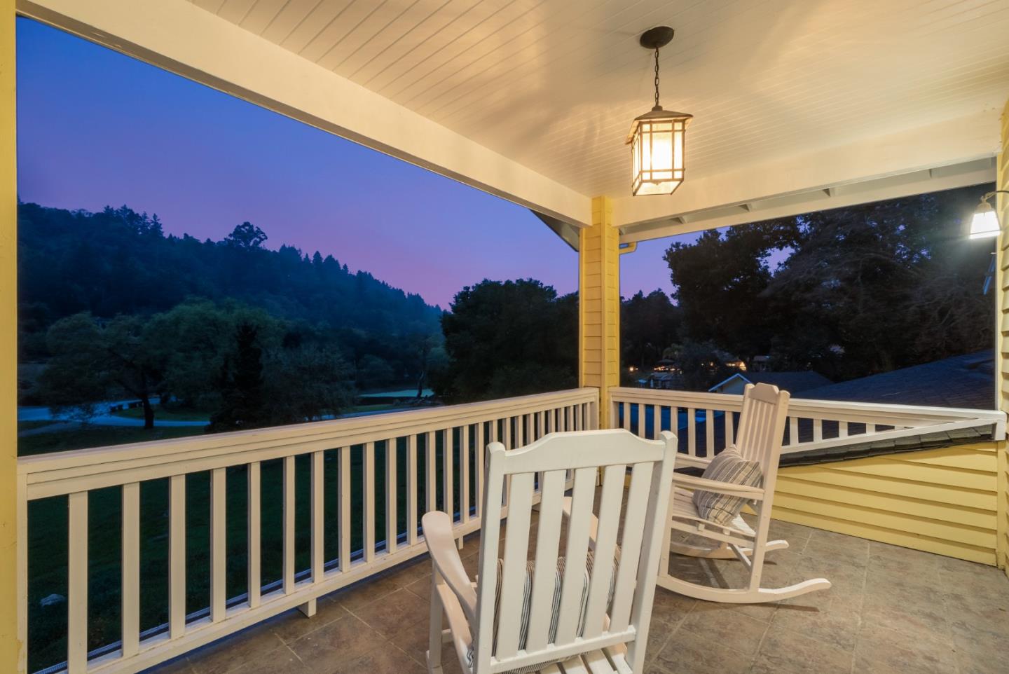 Detail Gallery Image 3 of 83 For 18101 Idylwild Rd, Los Gatos,  CA 95033 - 4 Beds | 2/1 Baths
