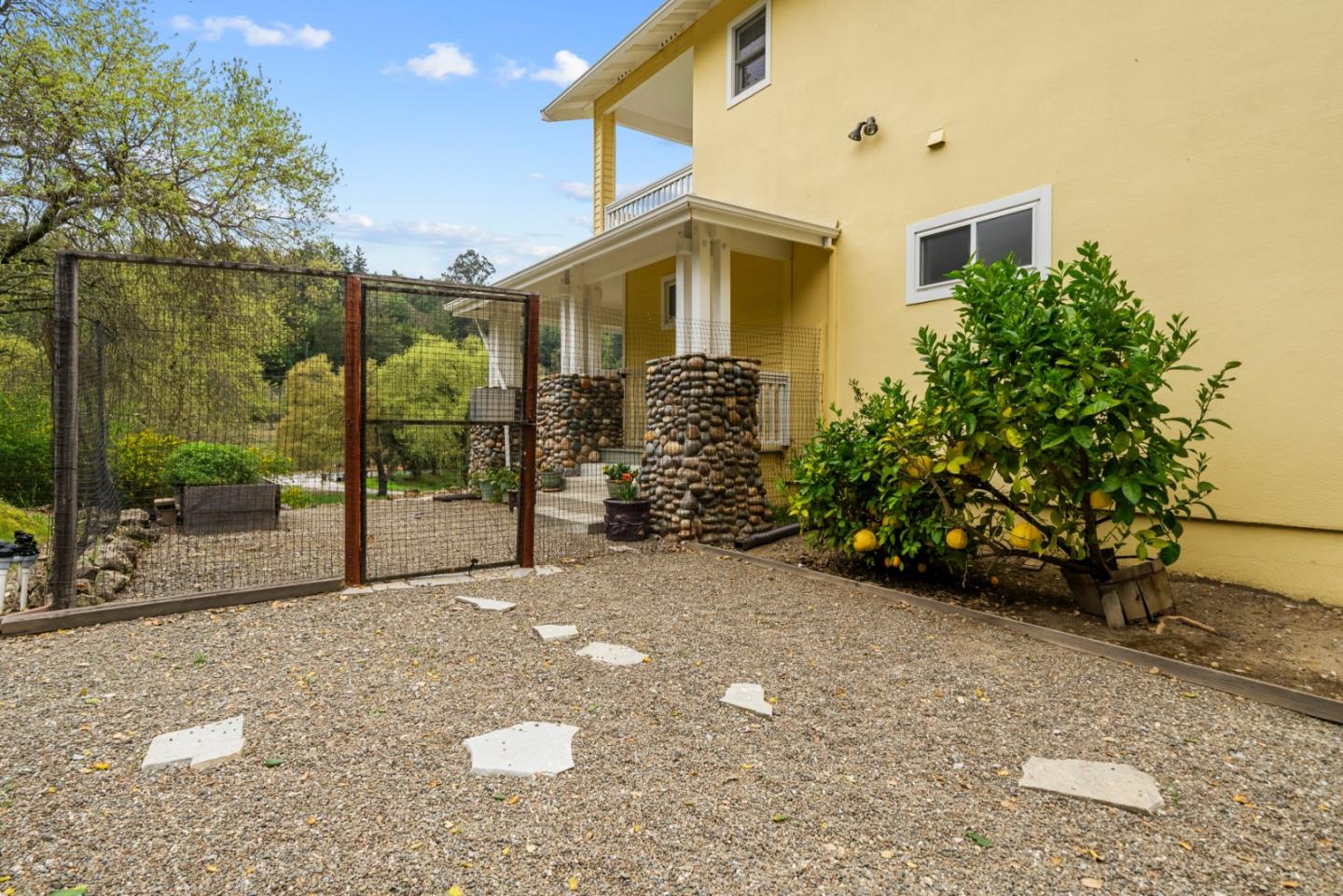 Detail Gallery Image 74 of 83 For 18101 Idylwild Rd, Los Gatos,  CA 95033 - 4 Beds | 2/1 Baths