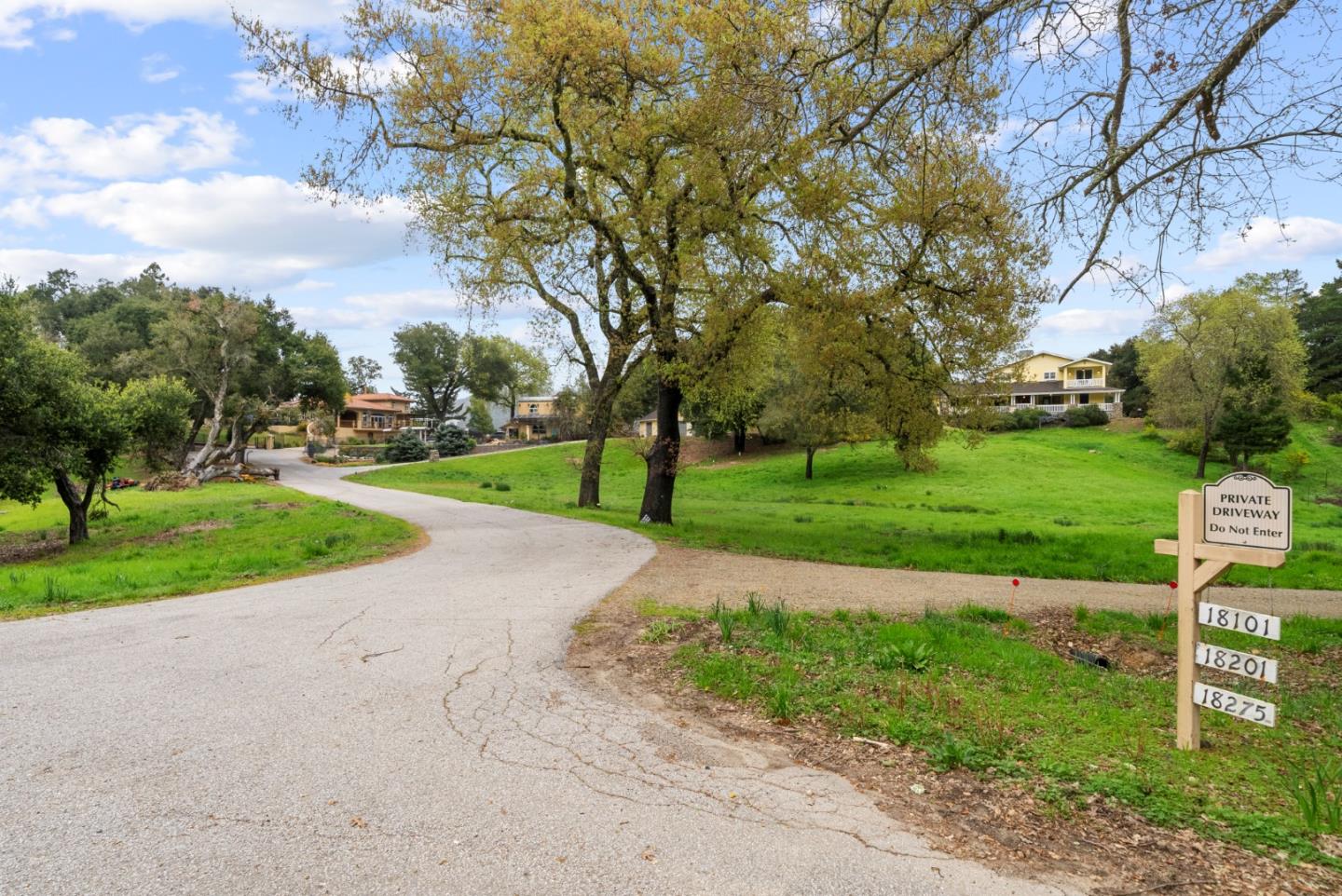 Detail Gallery Image 8 of 83 For 18101 Idylwild Rd, Los Gatos,  CA 95033 - 4 Beds | 2/1 Baths