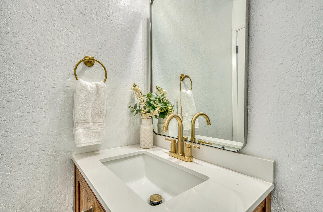 Detail Gallery Image 19 of 27 For 20 Alisa Cir, Watsonville,  CA 95076 - 2 Beds | 1/1 Baths