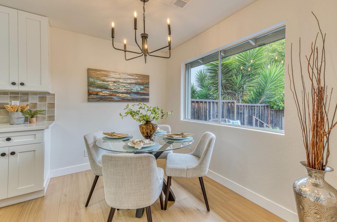 Detail Gallery Image 4 of 27 For 20 Alisa Cir, Watsonville,  CA 95076 - 2 Beds | 1/1 Baths