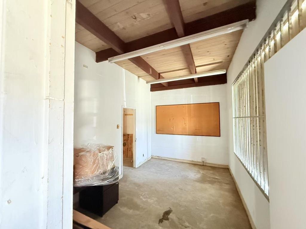 Detail Gallery Image 5 of 8 For 1277 San Mateo Ave, San Bruno,  CA 94066 - – Beds | – Baths
