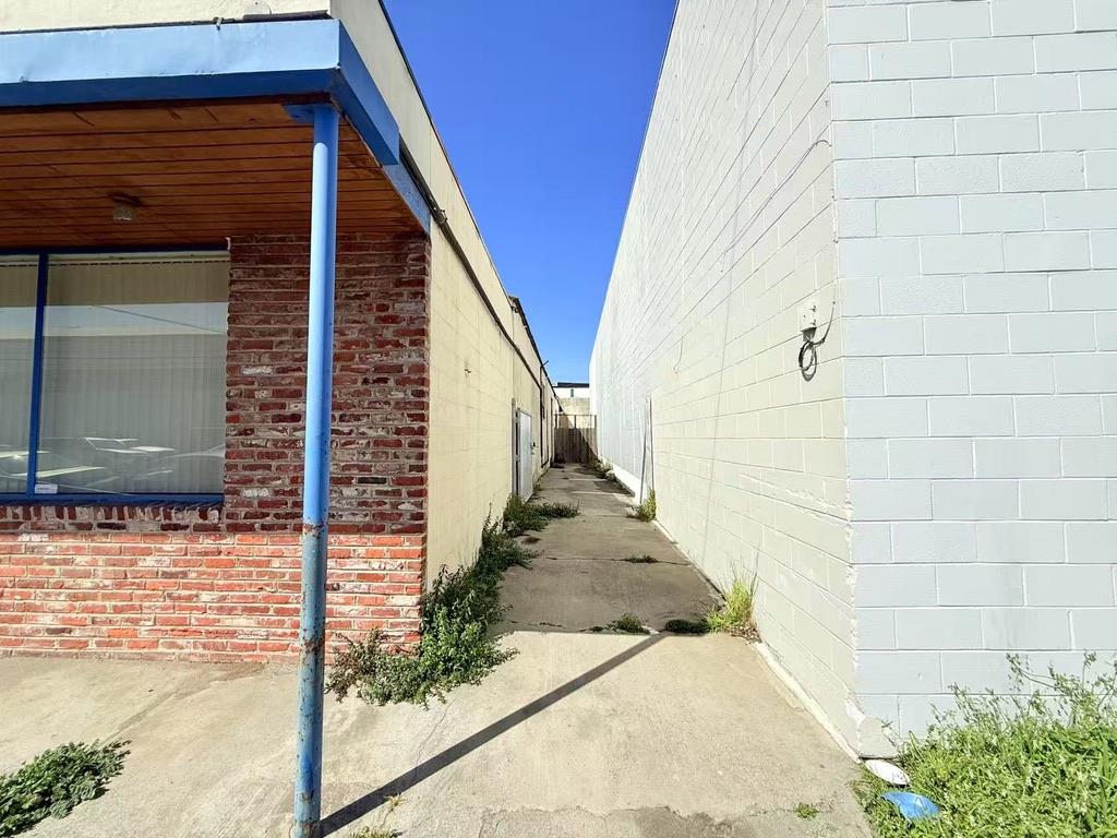 Detail Gallery Image 7 of 8 For 1277 San Mateo Ave, San Bruno,  CA 94066 - – Beds | – Baths
