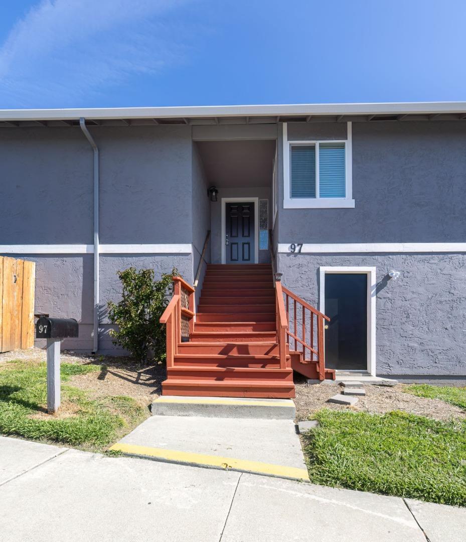 Detail Gallery Image 5 of 29 For 97 Maranatha Dr, Watsonville,  CA 95076 - – Beds | – Baths