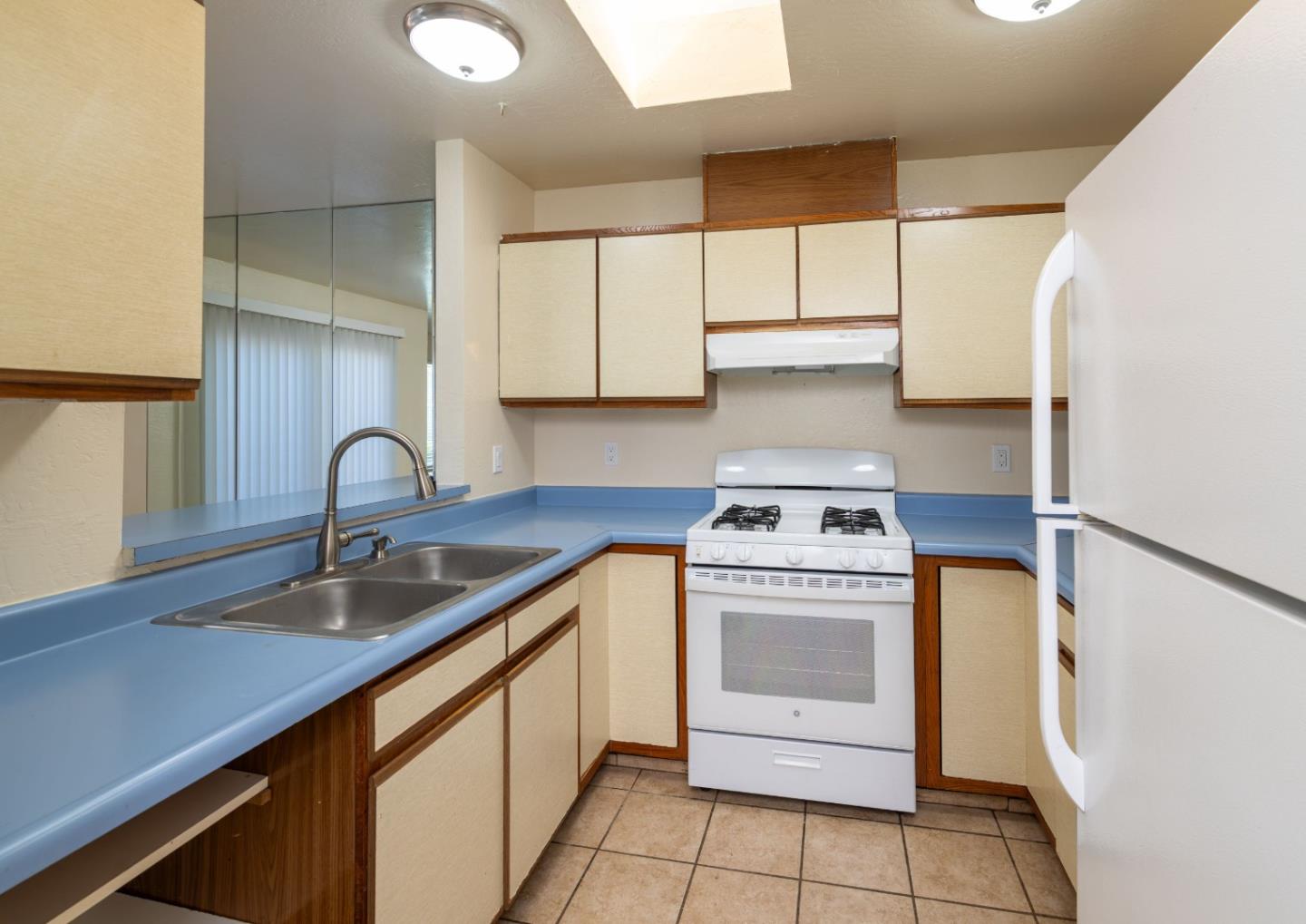 Detail Gallery Image 9 of 29 For 97 Maranatha Dr, Watsonville,  CA 95076 - – Beds | – Baths