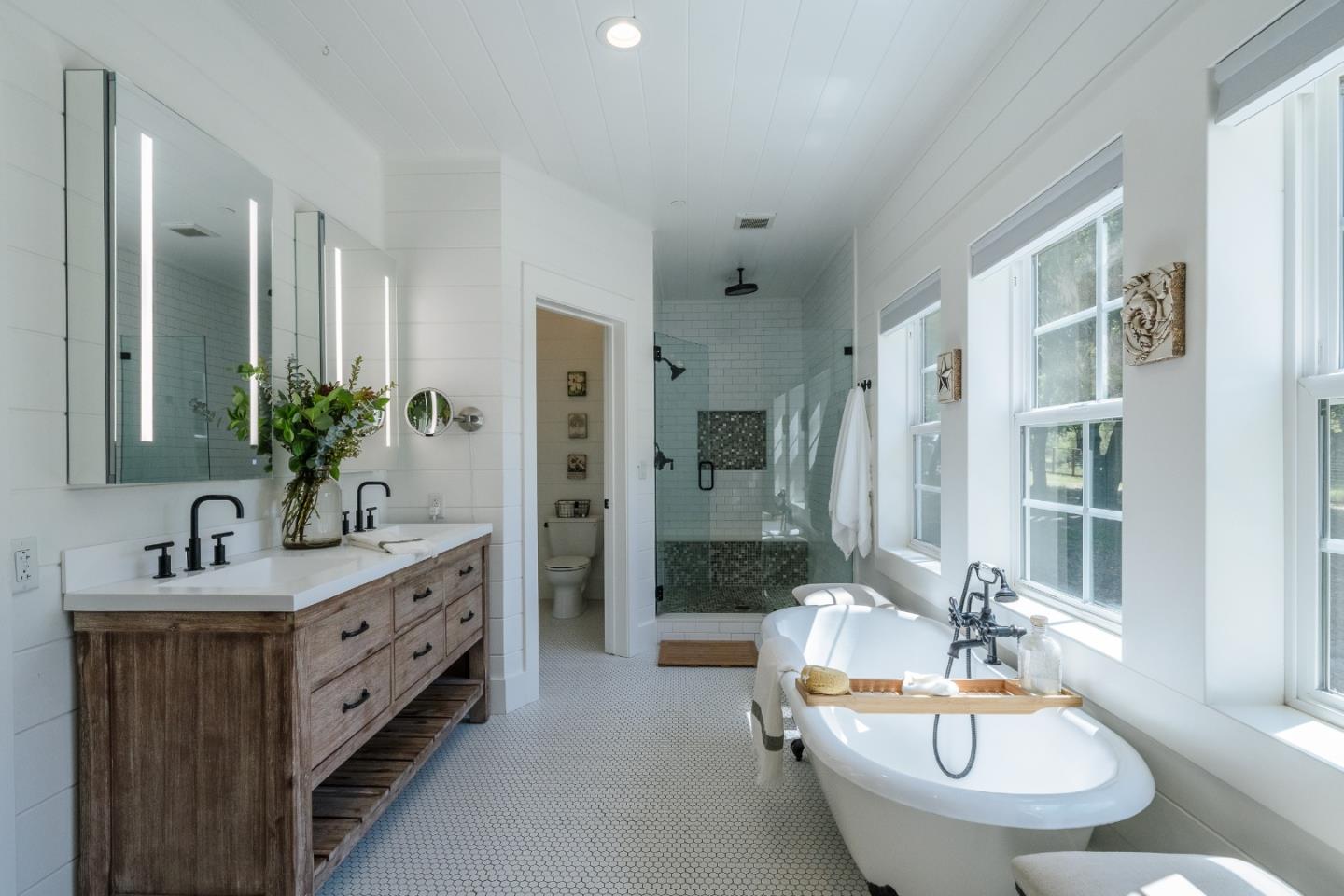 Detail Gallery Image 27 of 74 For 10555 Watsonville Rd, Gilroy,  CA 95020 - 4 Beds | 3/1 Baths