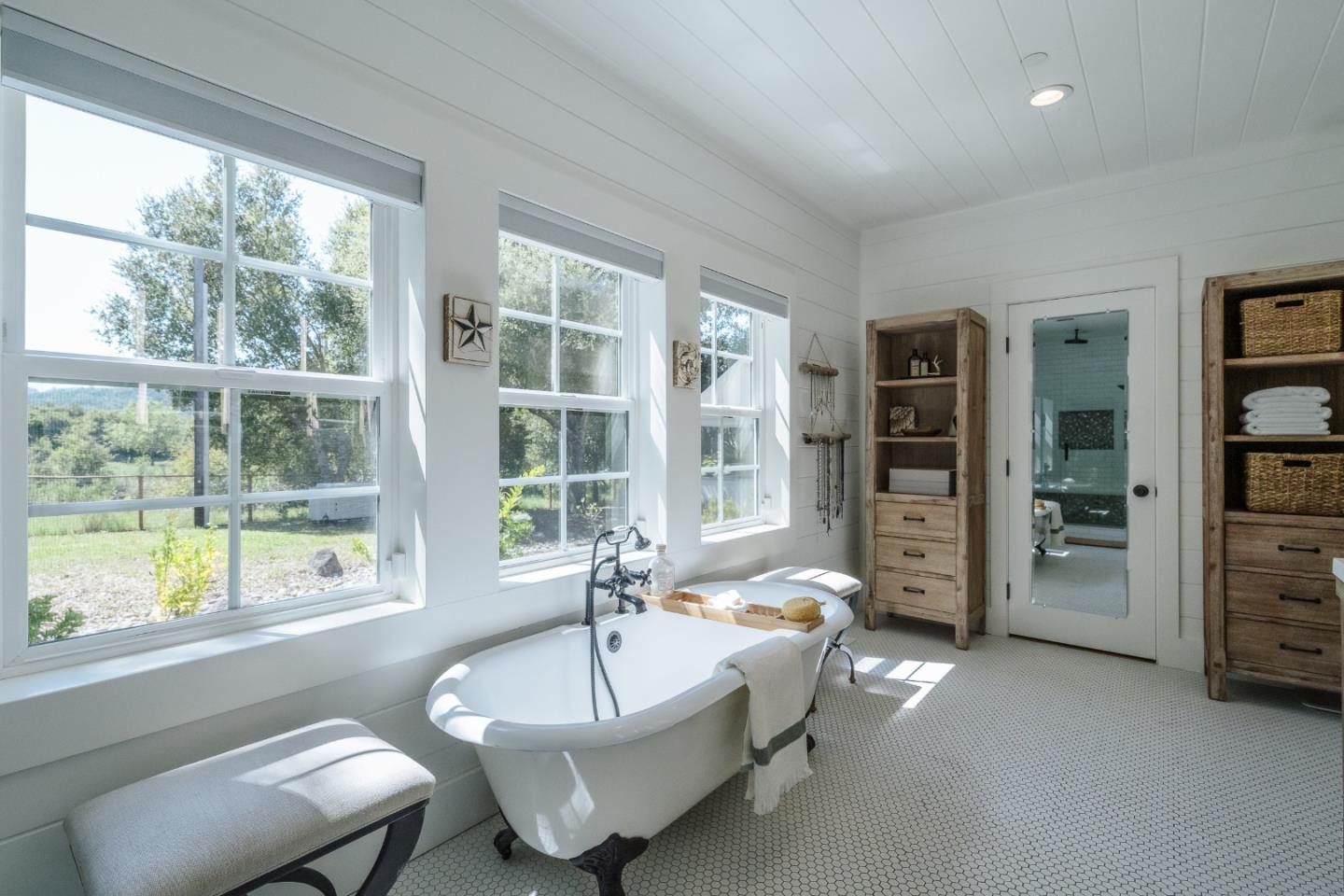 Detail Gallery Image 30 of 74 For 10555 Watsonville Rd, Gilroy,  CA 95020 - 4 Beds | 3/1 Baths