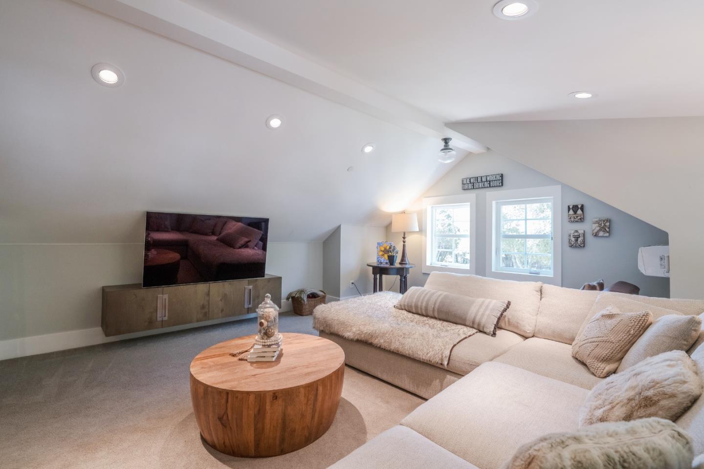 Detail Gallery Image 36 of 74 For 10555 Watsonville Rd, Gilroy,  CA 95020 - 4 Beds | 3/1 Baths