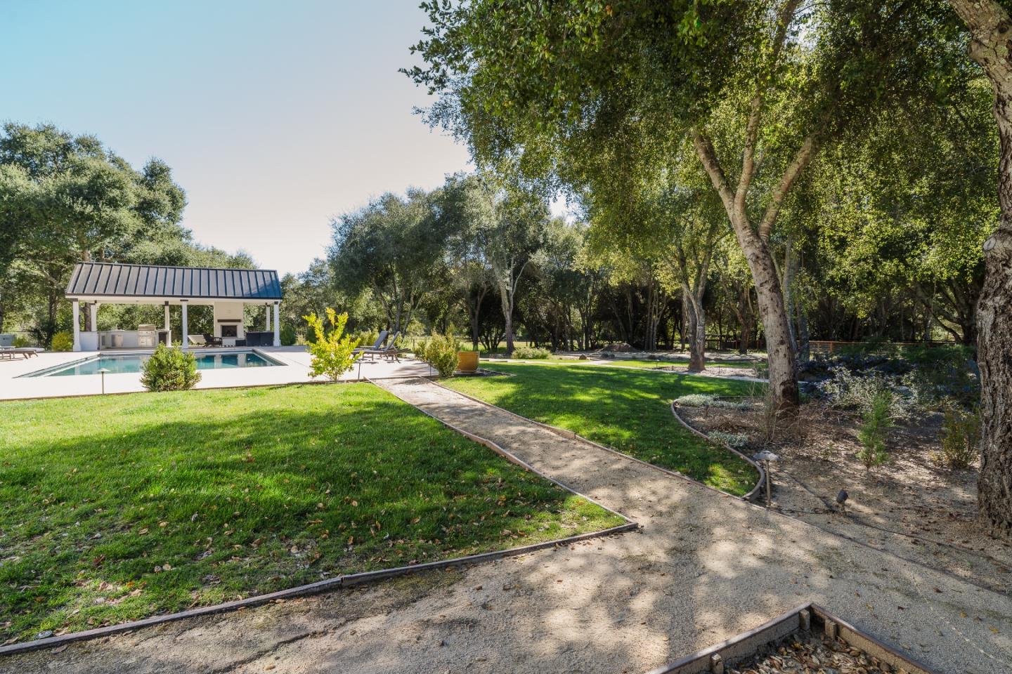 Detail Gallery Image 55 of 74 For 10555 Watsonville Rd, Gilroy,  CA 95020 - 4 Beds | 3/1 Baths