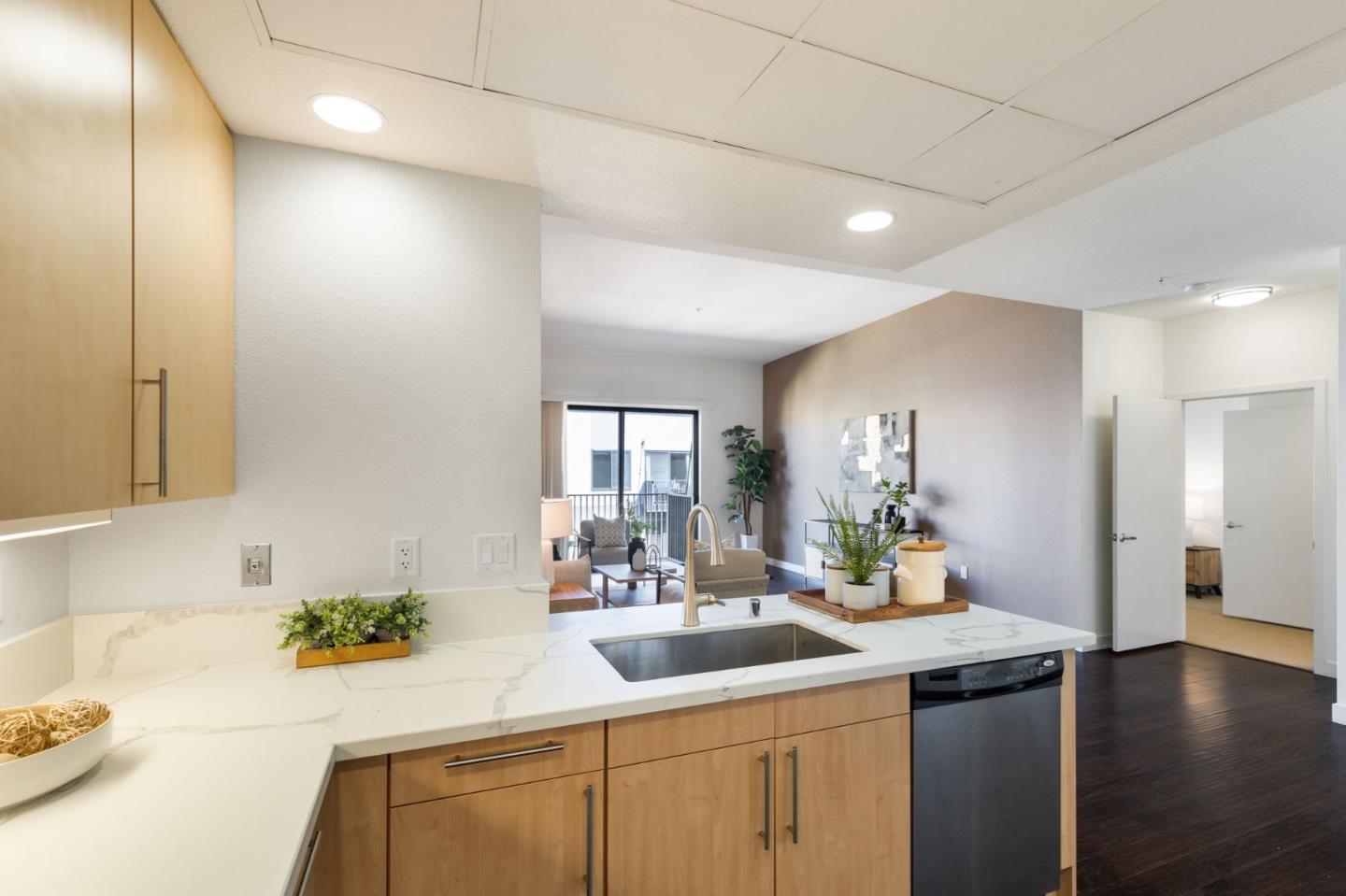 Detail Gallery Image 6 of 30 For 88 Bush St #4114,  San Jose,  CA 95126 - 2 Beds | 2 Baths