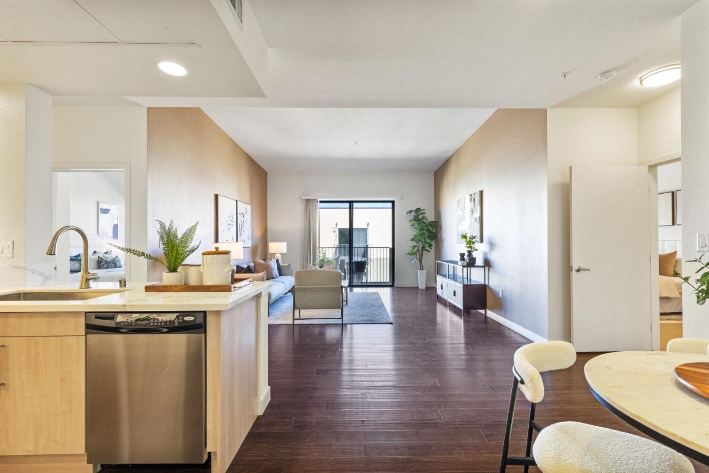 Detail Gallery Image 8 of 30 For 88 Bush St #4114,  San Jose,  CA 95126 - 2 Beds | 2 Baths