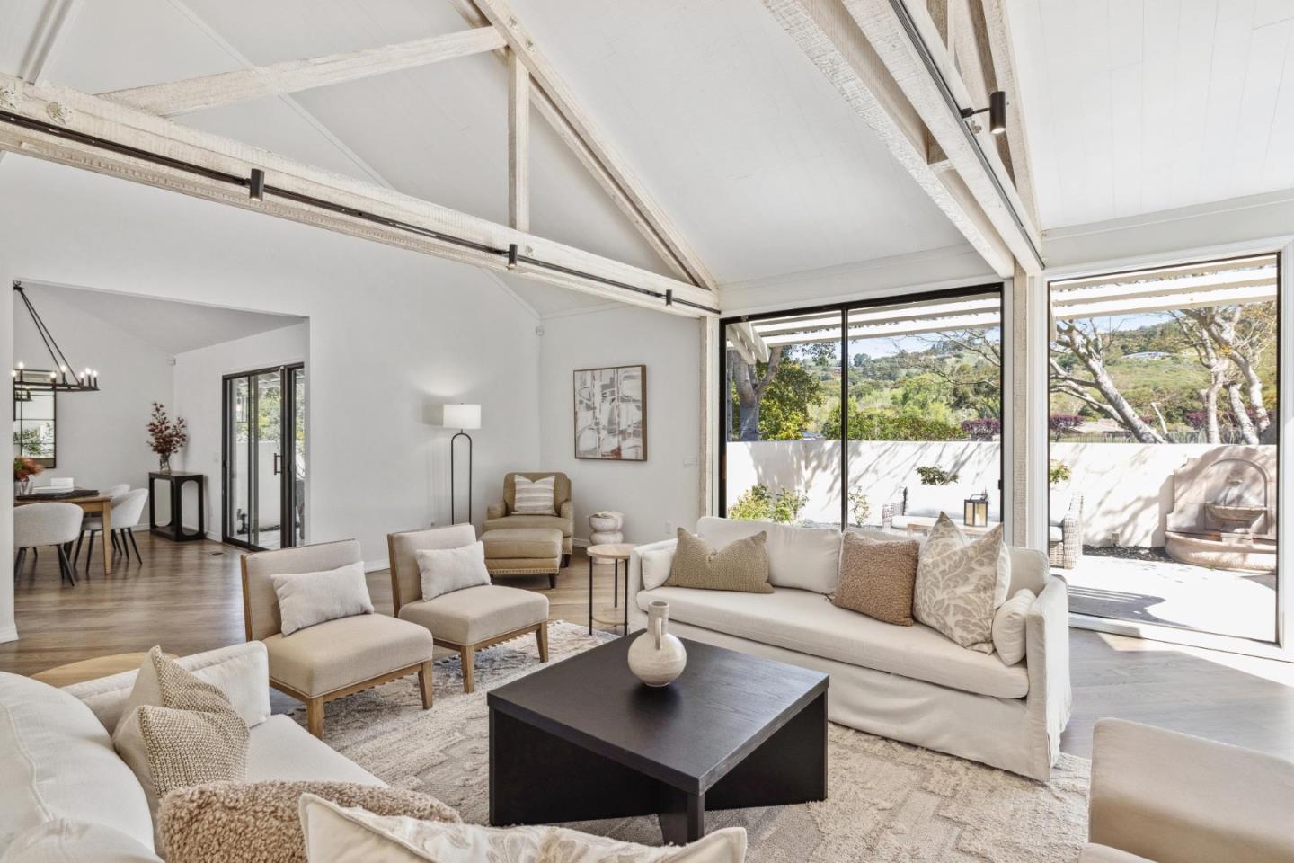 Detail Gallery Image 2 of 42 For 9504 Alder Ct, Carmel,  CA 93923 - 3 Beds | 3 Baths
