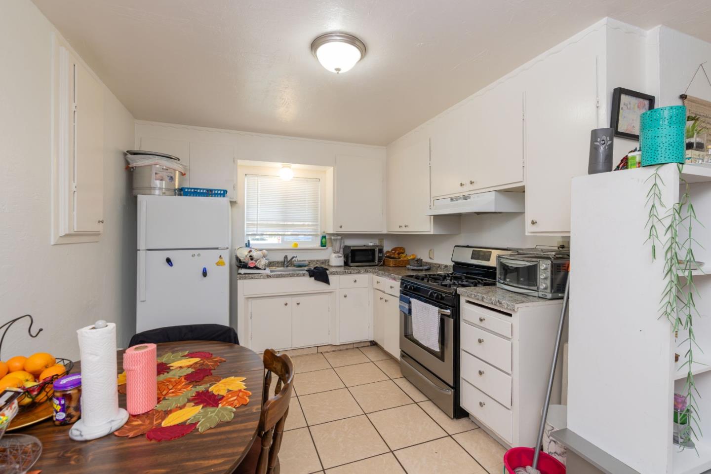 Detail Gallery Image 16 of 34 For 137 Calabasas Rd, Watsonville,  CA 95076 - – Beds | – Baths