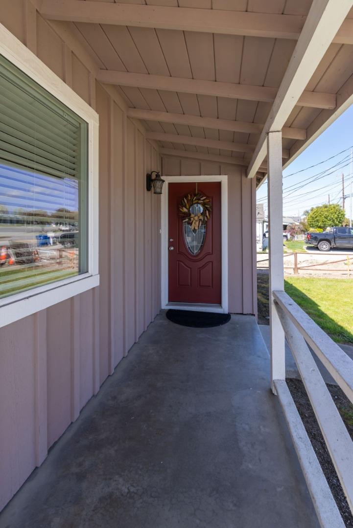 Detail Gallery Image 2 of 34 For 137 Calabasas Rd, Watsonville,  CA 95076 - – Beds | – Baths