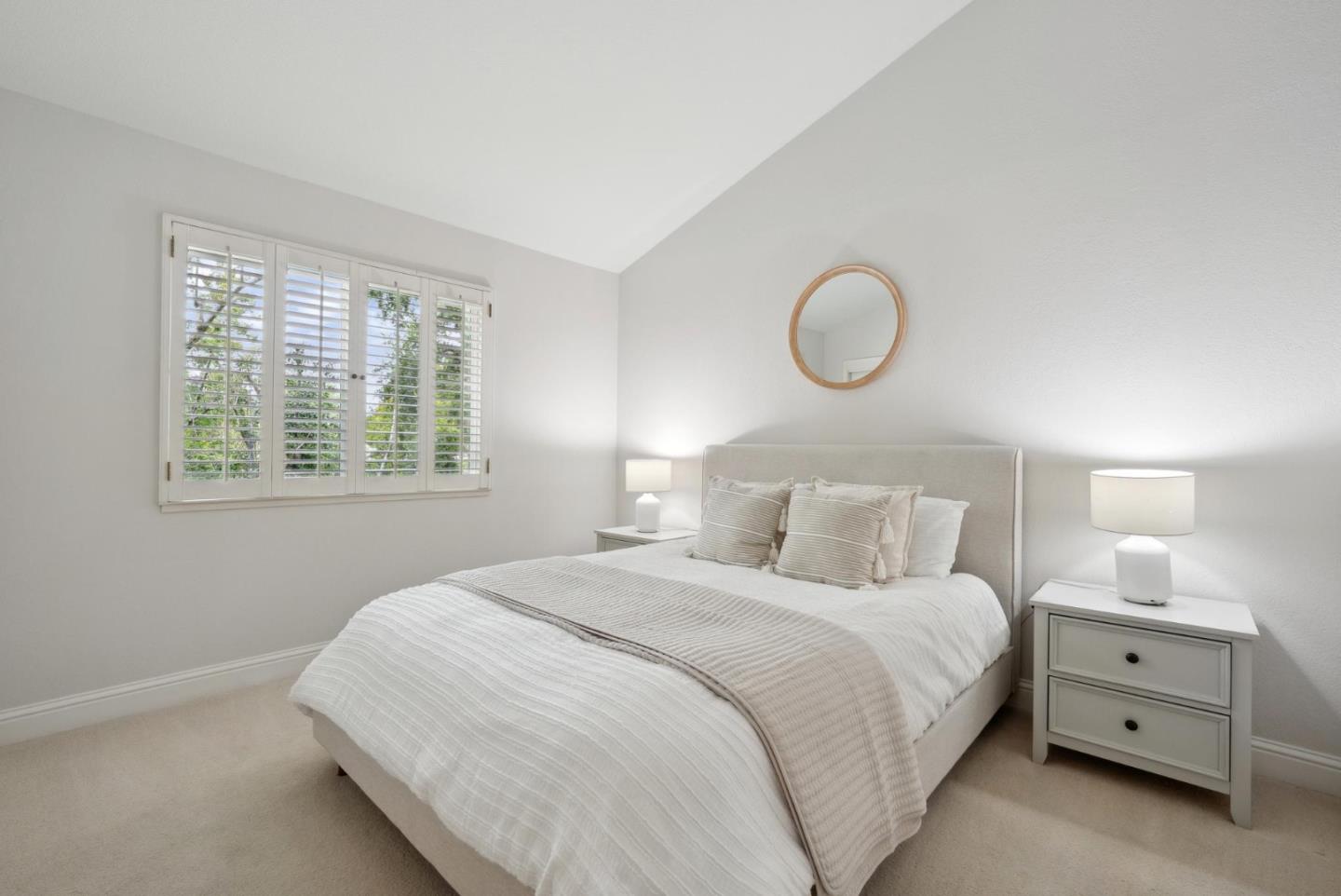 Detail Gallery Image 14 of 31 For 19549 Vineyard Ln, Saratoga,  CA 95070 - 3 Beds | 2/1 Baths
