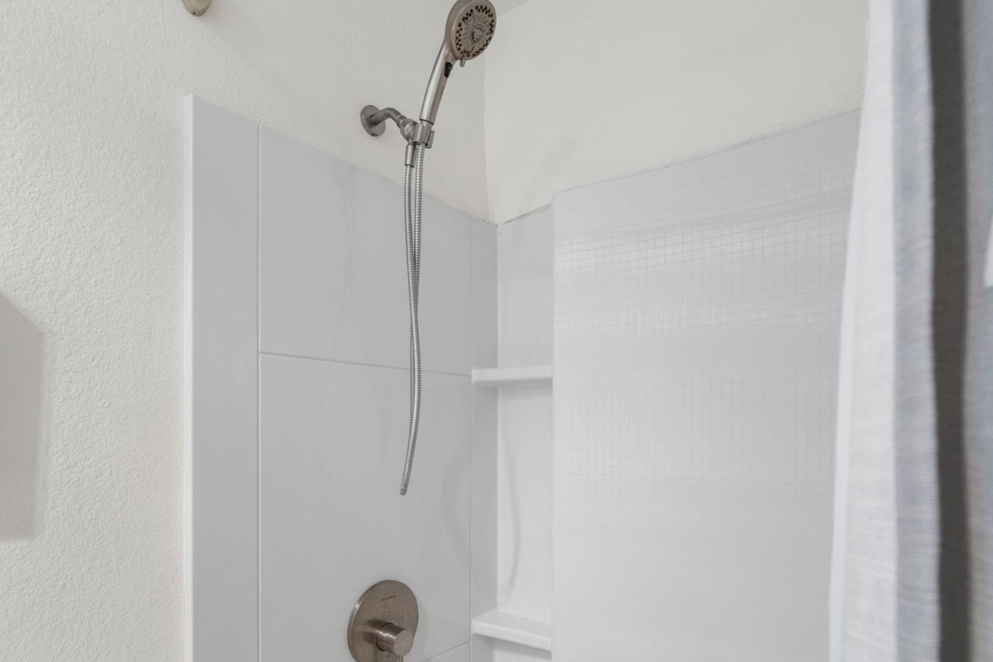 Detail Gallery Image 18 of 32 For 755 14th Ave #811,  Santa Cruz,  CA 95062 - 2 Beds | 1 Baths