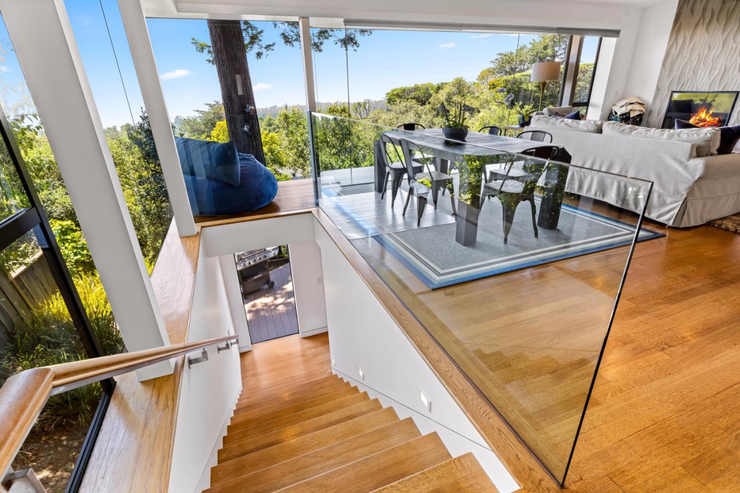 Detail Gallery Image 20 of 29 For 24497 San Mateo Ave, Carmel,  CA 93923 - 3 Beds | 3 Baths