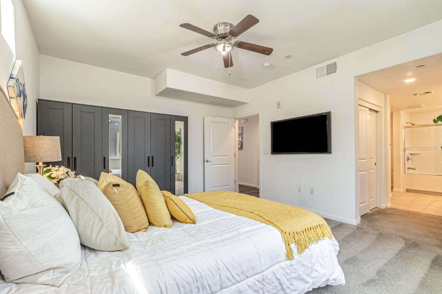 Detail Gallery Image 14 of 39 For 1496 Nightshade Rd #40,  Milpitas,  CA 95035 - 1 Beds | 2 Baths