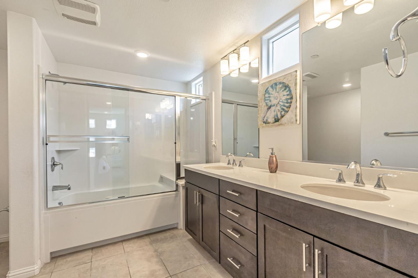 Detail Gallery Image 17 of 39 For 1496 Nightshade Rd #40,  Milpitas,  CA 95035 - 1 Beds | 2 Baths