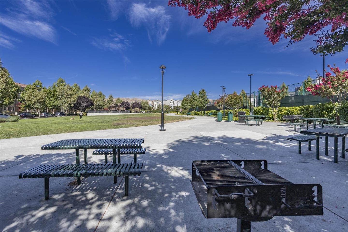 Detail Gallery Image 31 of 39 For 1496 Nightshade Rd #40,  Milpitas,  CA 95035 - 1 Beds | 2 Baths