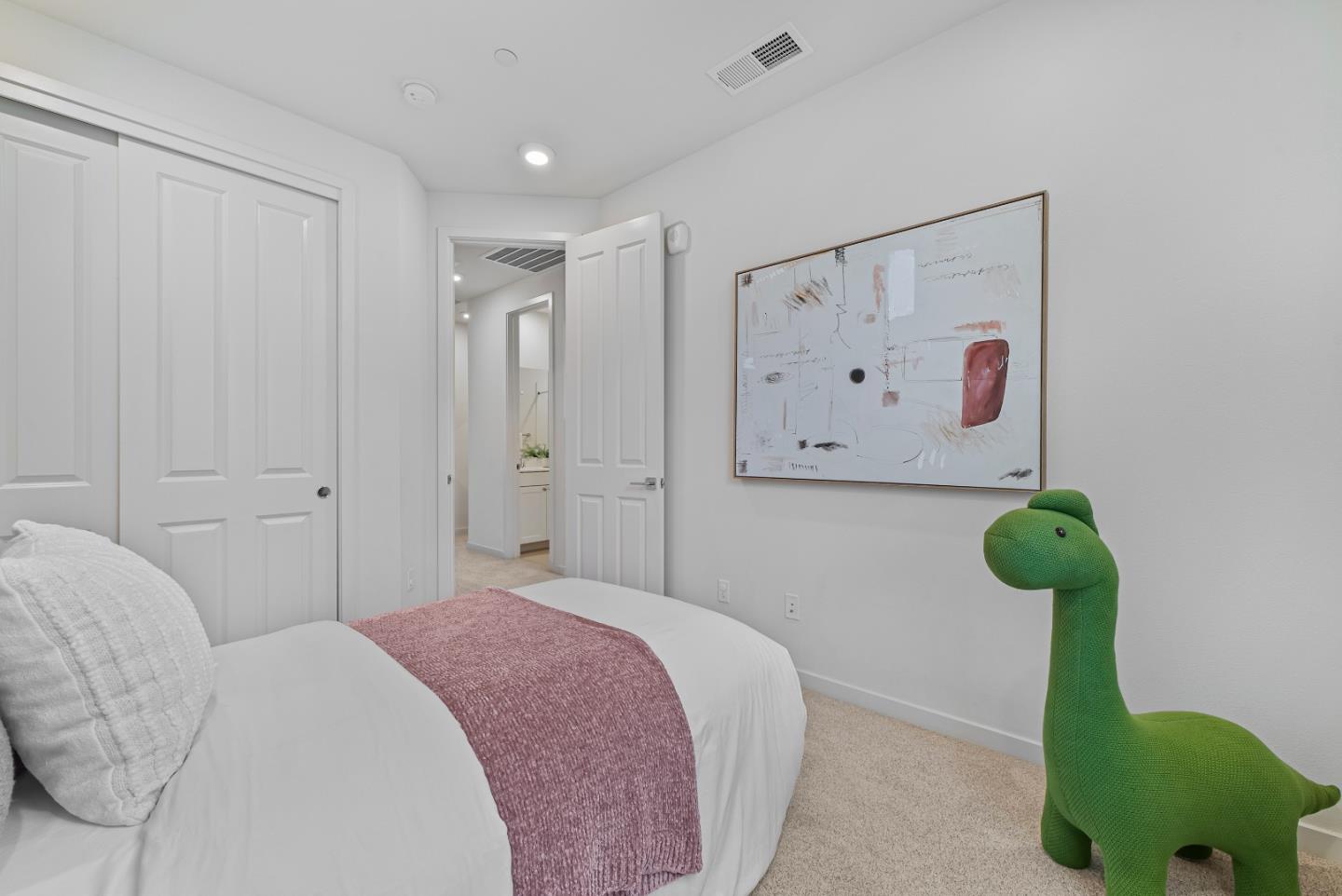 Detail Gallery Image 21 of 37 For 822 Julian Ter #4,  Sunnyvale,  CA 94085 - 3 Beds | 2/2 Baths