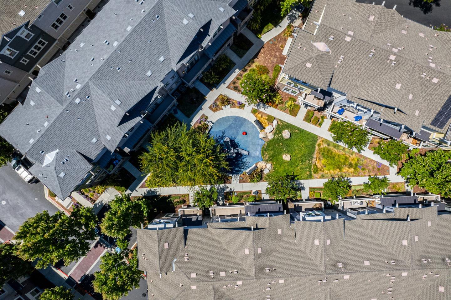 Detail Gallery Image 36 of 37 For 822 Julian Ter #4,  Sunnyvale,  CA 94085 - 3 Beds | 2/2 Baths