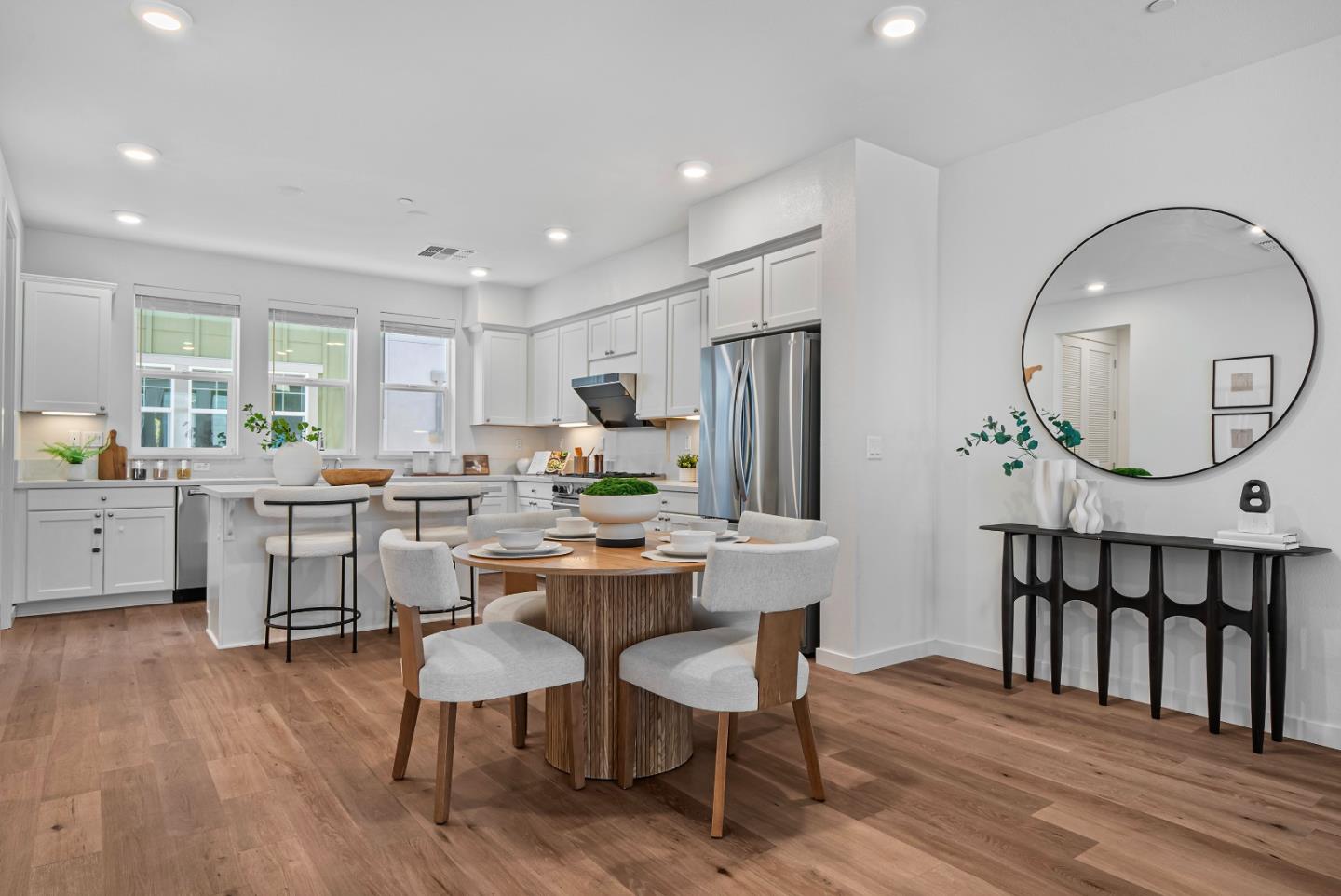 Detail Gallery Image 8 of 37 For 822 Julian Ter #4,  Sunnyvale,  CA 94085 - 3 Beds | 2/2 Baths