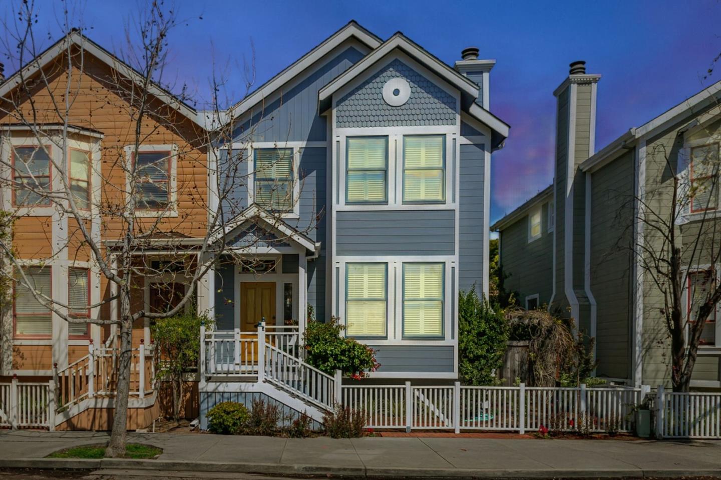 Detail Gallery Image 2 of 76 For 232 Union St, Santa Cruz,  CA 95060 - 3 Beds | 2/1 Baths