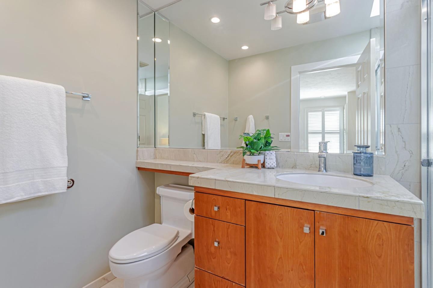 Detail Gallery Image 38 of 76 For 232 Union St, Santa Cruz,  CA 95060 - 3 Beds | 2/1 Baths