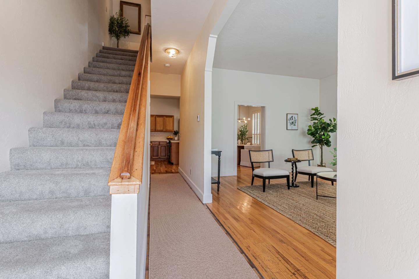 Detail Gallery Image 6 of 76 For 232 Union St, Santa Cruz,  CA 95060 - 3 Beds | 2/1 Baths