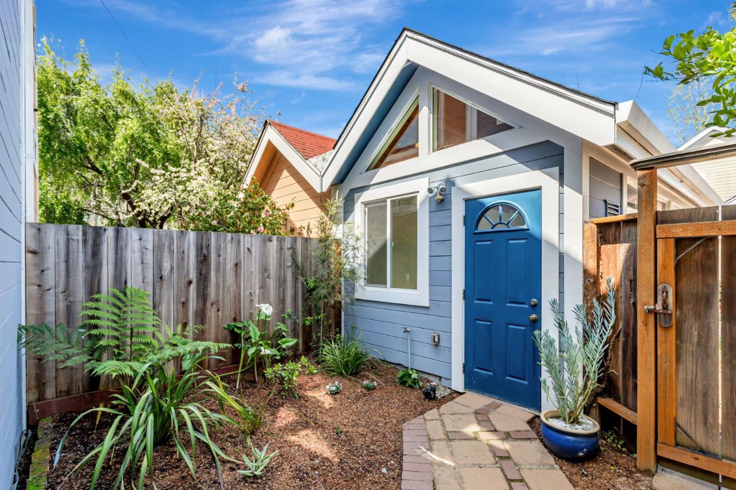 Detail Gallery Image 61 of 76 For 232 Union St, Santa Cruz,  CA 95060 - 3 Beds | 2/1 Baths