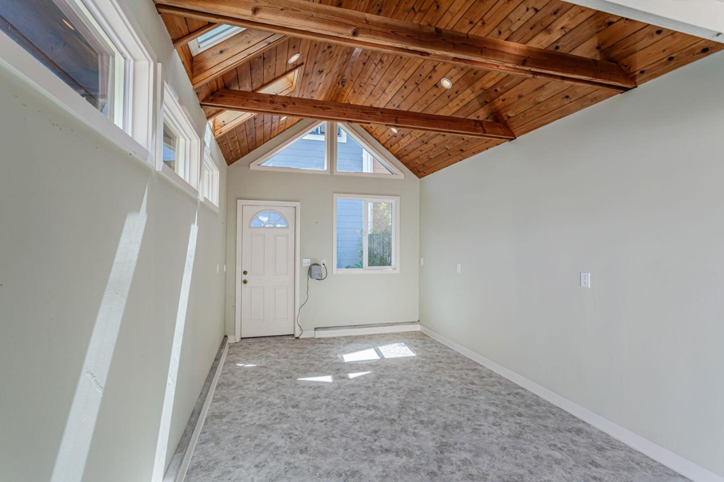 Detail Gallery Image 68 of 76 For 232 Union St, Santa Cruz,  CA 95060 - 3 Beds | 2/1 Baths