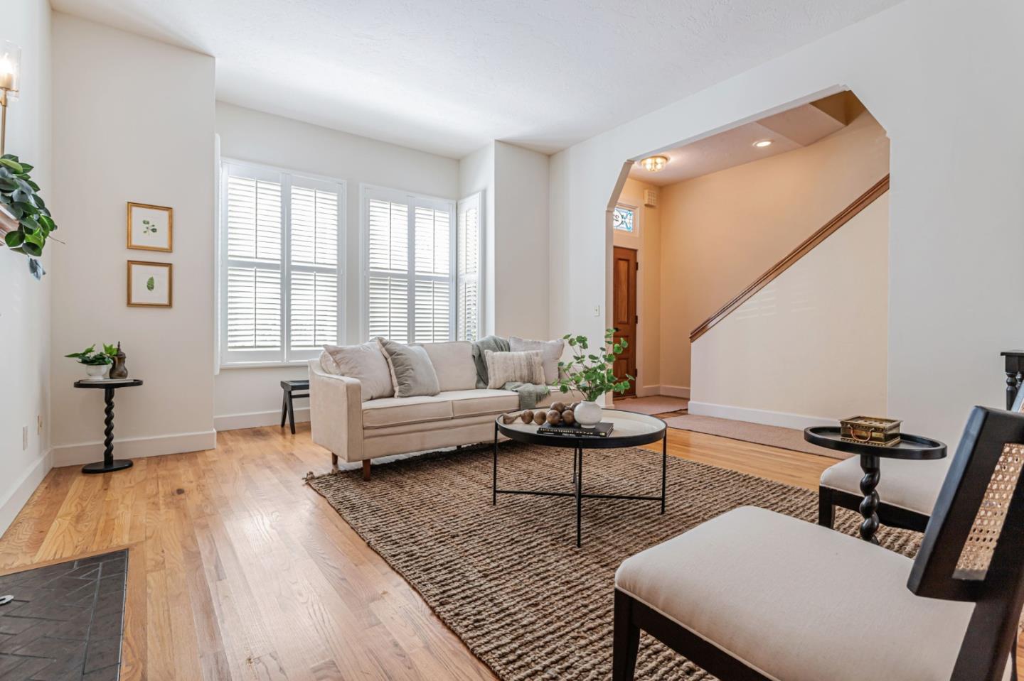 Detail Gallery Image 7 of 76 For 232 Union St, Santa Cruz,  CA 95060 - 3 Beds | 2/1 Baths