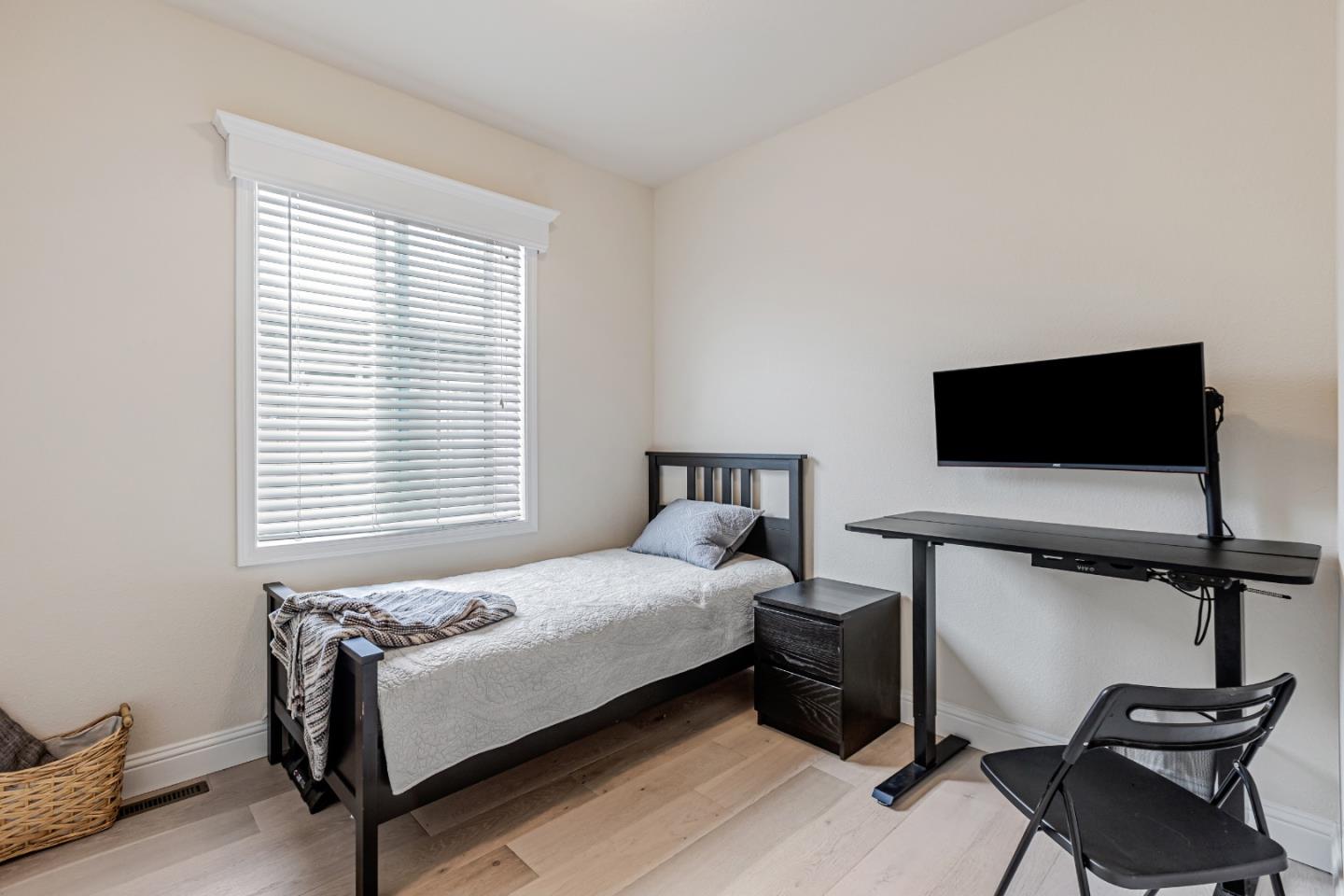 Detail Gallery Image 21 of 60 For 1220 Tasman Dr #25,  Sunnyvale,  CA 94089 - 3 Beds | 2 Baths