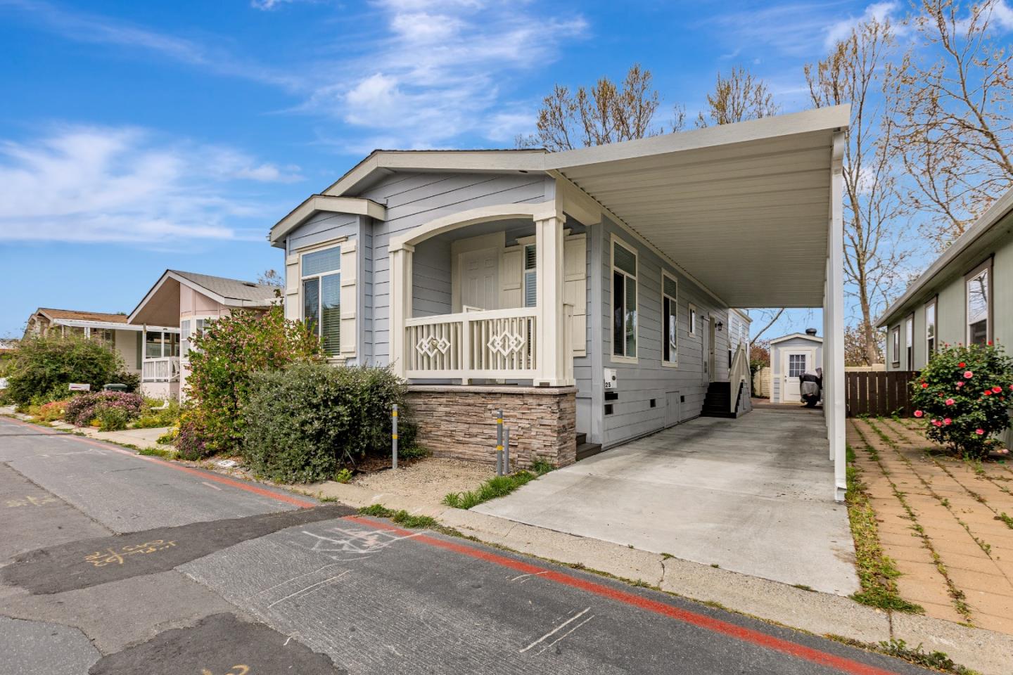 Detail Gallery Image 3 of 60 For 1220 Tasman Dr #25,  Sunnyvale,  CA 94089 - 3 Beds | 2 Baths