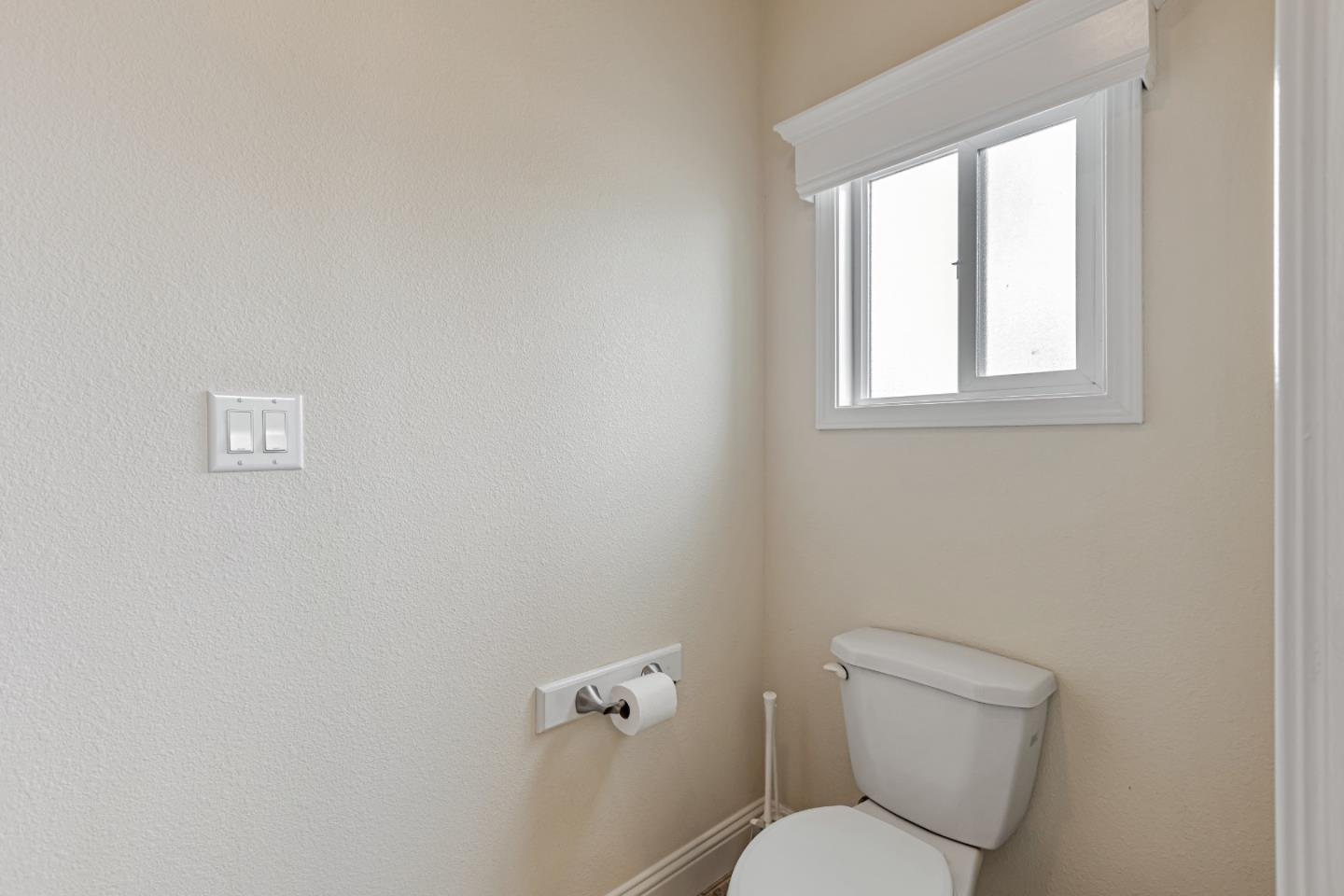 Detail Gallery Image 34 of 60 For 1220 Tasman Dr #25,  Sunnyvale,  CA 94089 - 3 Beds | 2 Baths