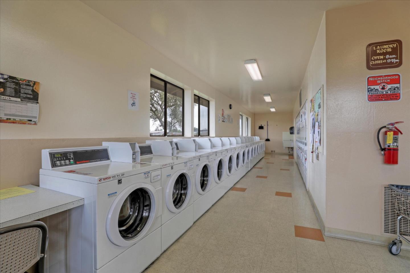 Detail Gallery Image 41 of 60 For 1220 Tasman Dr #25,  Sunnyvale,  CA 94089 - 3 Beds | 2 Baths