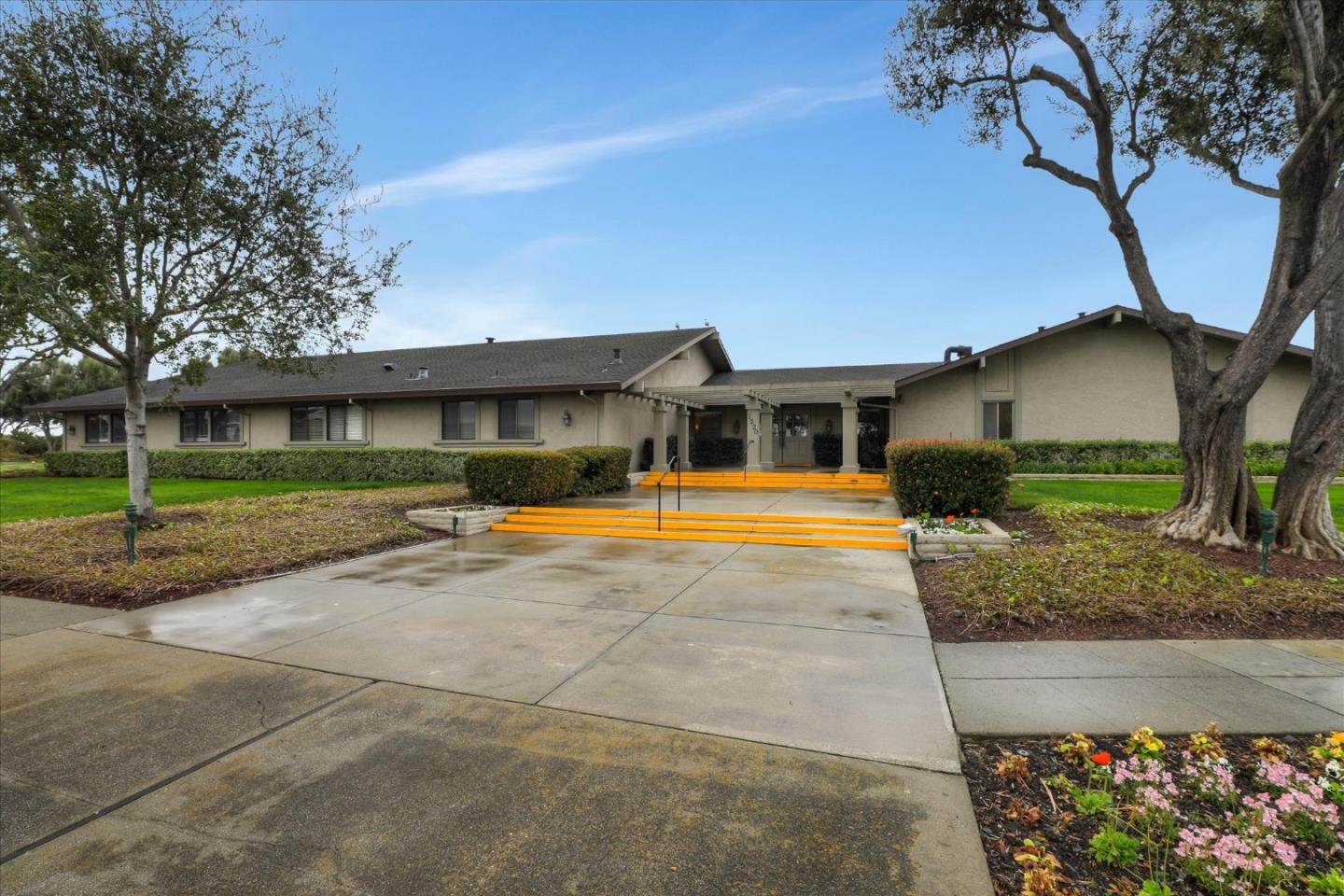 Detail Gallery Image 49 of 60 For 1220 Tasman Dr #25,  Sunnyvale,  CA 94089 - 3 Beds | 2 Baths