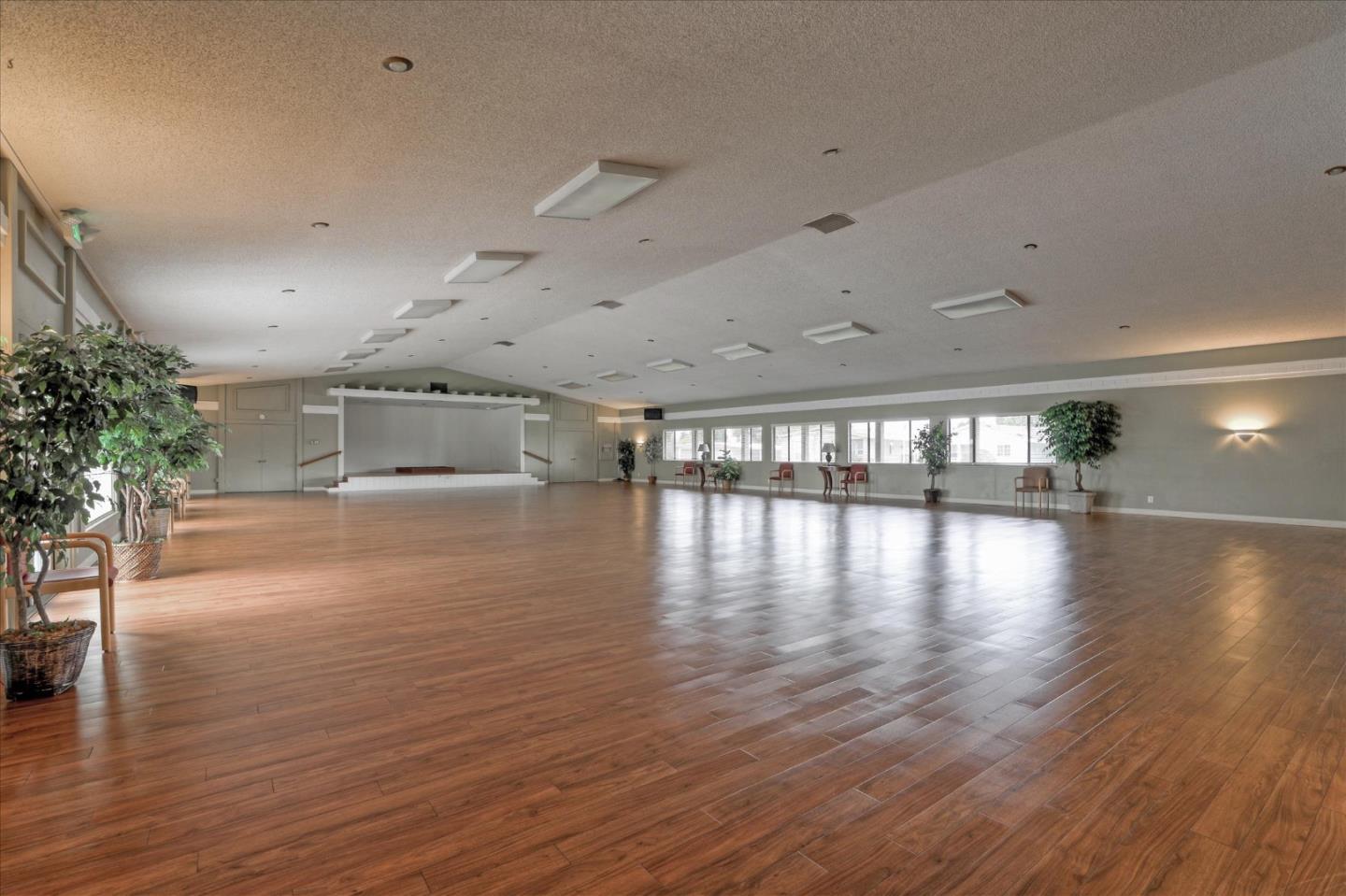 Detail Gallery Image 55 of 60 For 1220 Tasman Dr #25,  Sunnyvale,  CA 94089 - 3 Beds | 2 Baths