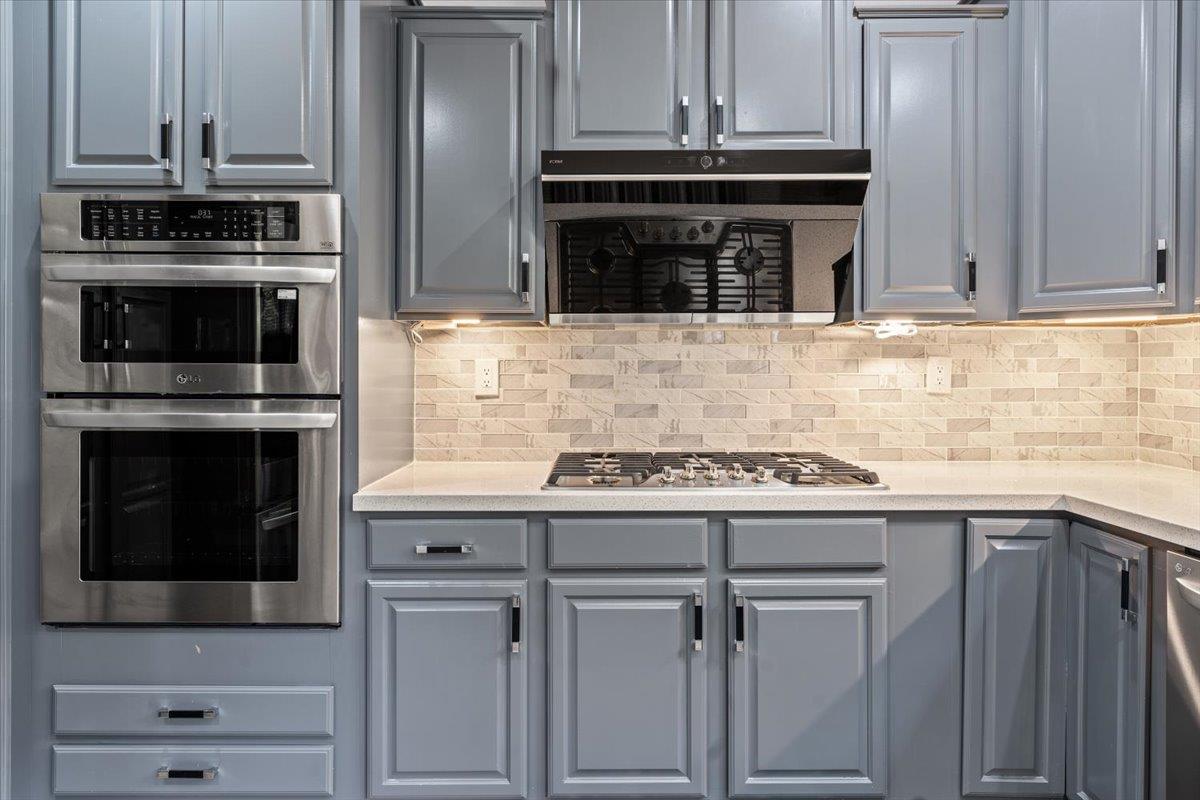 Detail Gallery Image 10 of 30 For 280 Wildhorse Ct, San Jose,  CA 95138 - 5 Beds | 3/1 Baths