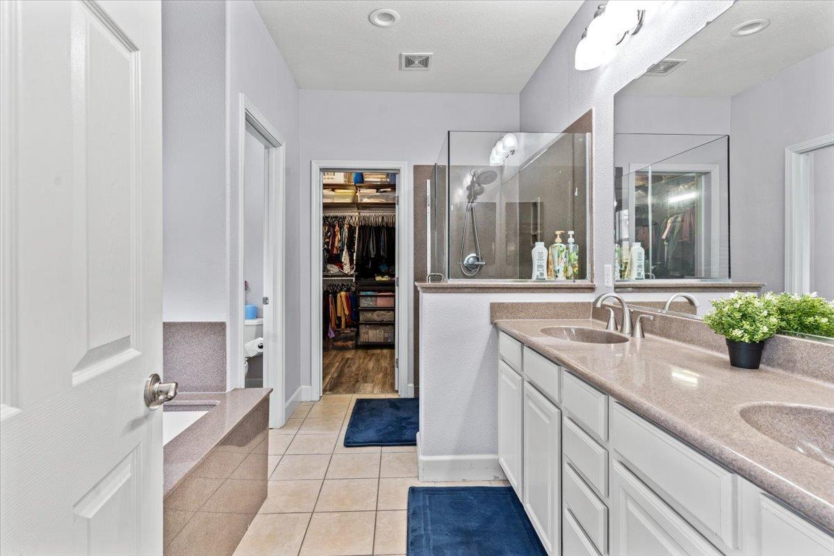 Detail Gallery Image 20 of 30 For 280 Wildhorse Ct, San Jose,  CA 95138 - 5 Beds | 3/1 Baths